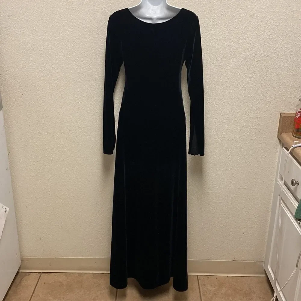 Cykxtees Velvet Maxi Dress Medium - Picture 6 of 6
